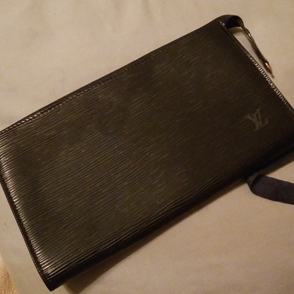 Louis Vuitton wallet
